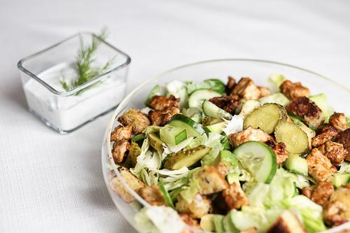 Sałatka z grillowanym kurczakiem Sałatka z grillowanym kurczakiem
